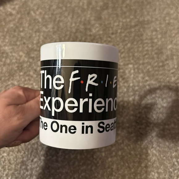 FRIENDS Experience coffee cup - Picture 5 of 5